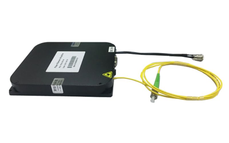 1653.7NM DFB激光源模块